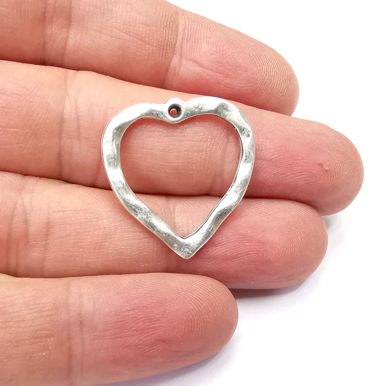 4 Heart Charms, Antique Silver Plated Charm (27x26mm) G34392