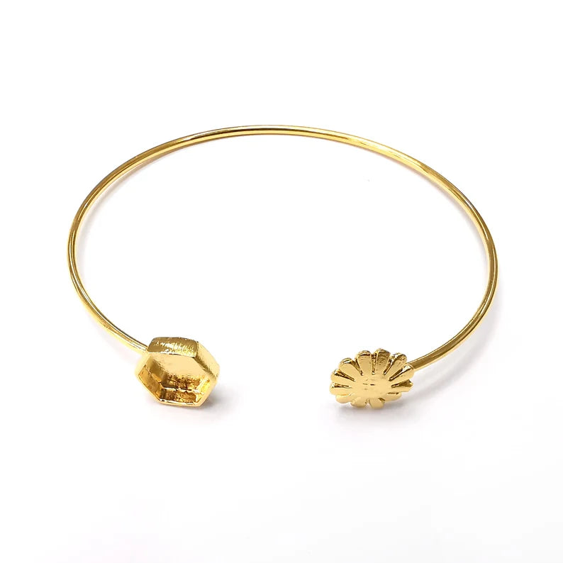 Flower Hexagon Bracelet Bezel Blank Resin Bezel Cabochon Cuff Base Settings Adjustable Bracelet Shiny Gold Plated Brass (8mm Bezel) G34305