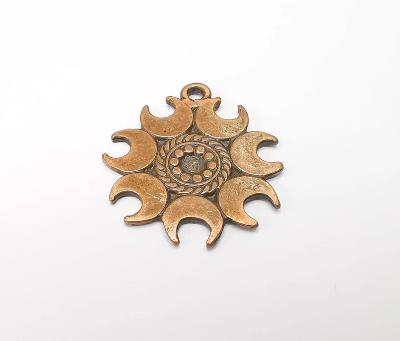 Moon, Crescent Charms Pendant , Antique Copper Plated (37x32mm) G34395