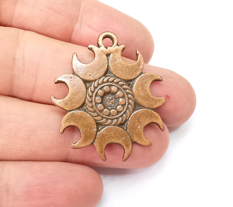 Moon, Crescent Charms Pendant , Antique Copper Plated (37x32mm) G34395