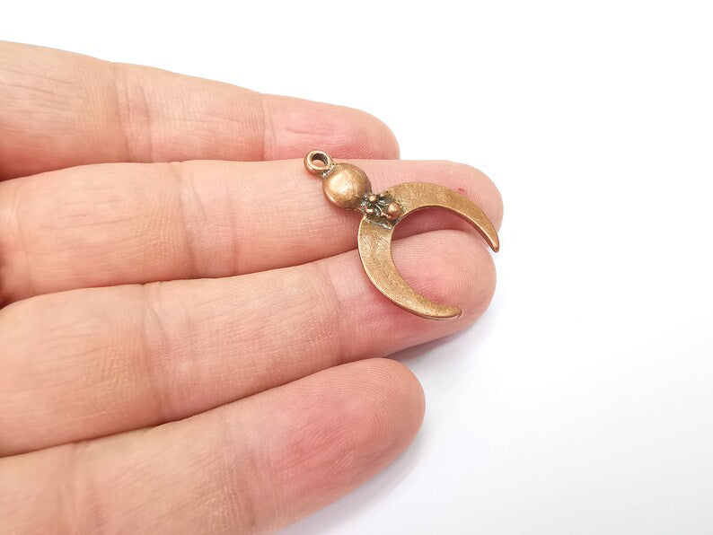 2 Moon, Crescent Charms Antique Copper Plated Crescent Charms (34x24mm) G34403