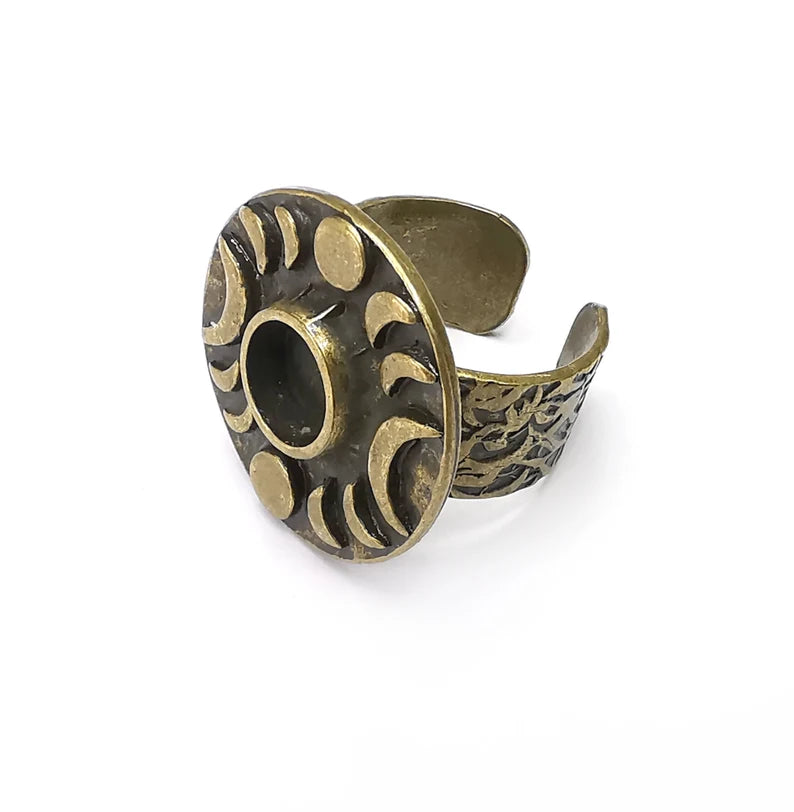 Crescent Moon Ring, The Phases of The Moon Ring Blank Setting, Cabochon Mounting, Adjustable Resin Base Bezels, Antique Bronze (8mm) G34420
