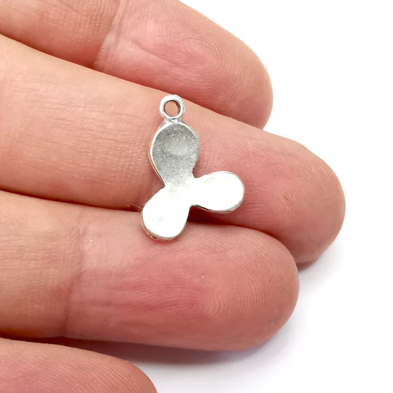 5 Flower, Leaf Charms, Antique Silver Plated (18x14mm) G34431
