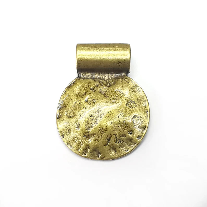 Hammered Disc Pendant, Antique Bronze Plated Pendant (44x33mm) G34338
