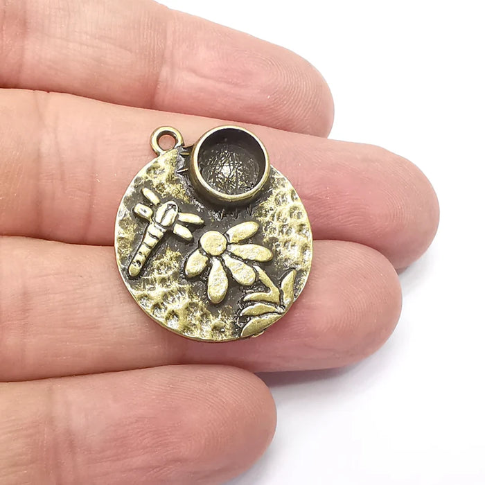 Dragonfly Flower Daisy Hammered Charms Blank Resin Bezel Mounting Cabochon Base Setting Antique Bronze Plated (8mm Blank) G34340