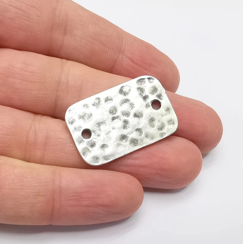 2 Hammered Rectangle Connector Charm Antique Silver Plated Charms (33x20 mm) G34354