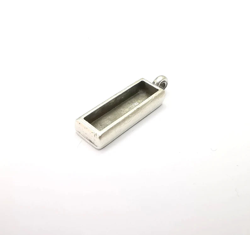 2 Rectangle Pendant Blanks, Resin Bezel Bases, Mosaic Mountings, Dry flower Frame, Polymer Clay base, Antique Silver Plated (20x5mm) G34355