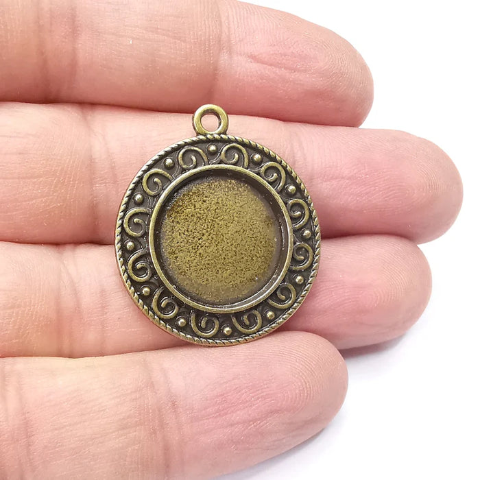 Round Pendant Blanks, Resin Bezel Bases, Mosaic Mountings, Dry flower Frame, Polymer Clay base, Antique Bronze Plated (17mm) G34371