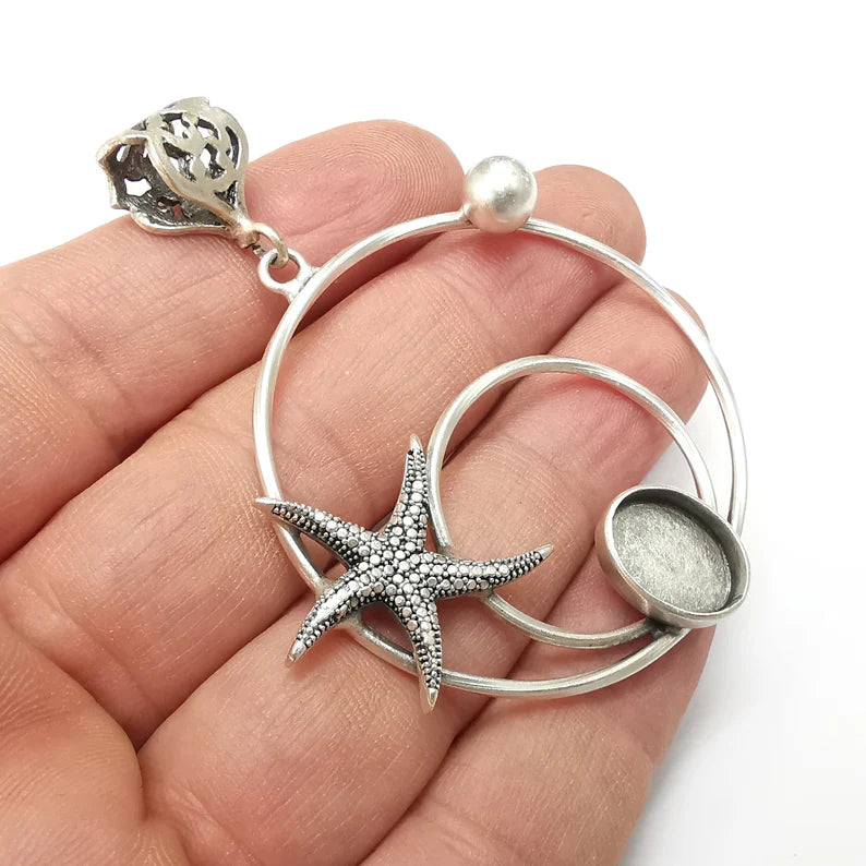 Starfish Hoop Pendant Base Setting Bezel Blank Antique Silver Plated Brass Pendant (70mm) (13x10mm blank) G34467