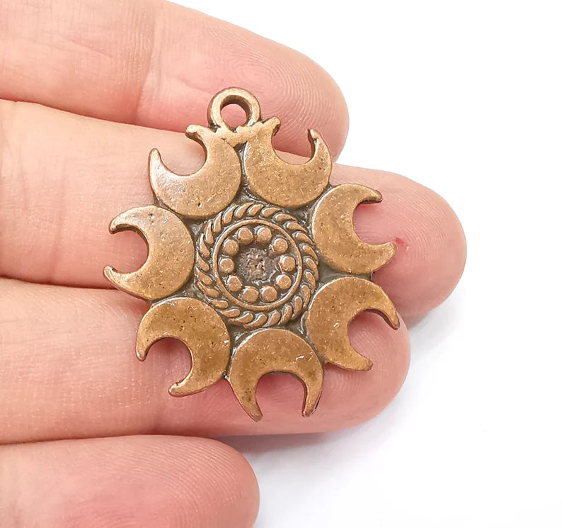 Moon, Crescent Charms Pendant , Antique Copper Plated (37x32mm) G34395