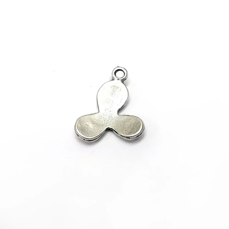 5 Flower, Leaf Charms, Antique Silver Plated (18x14mm) G34431