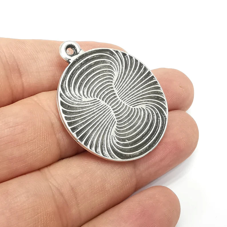 Tornado Round Charms, Antique Silver Plated (39x33mm) G34436