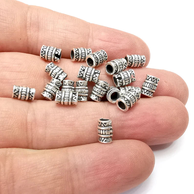 10 Silver Beads Antique Silver Plated Metal Beads (7x5mm) G34438