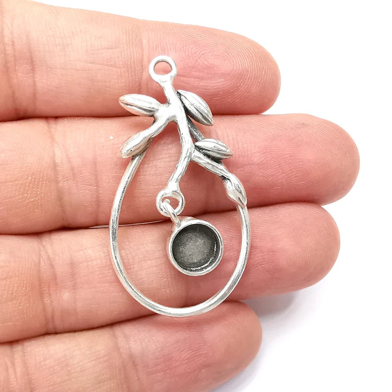 Drop branch leaf Pendant Base Setting Bezel Blank Antique Silver Plated Brass Pendant (45x25mm) (8mm blank) G34500