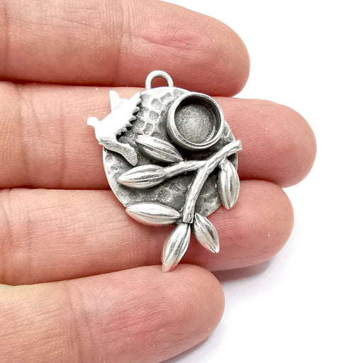 Bird Charms, Branch Charms Blank Resin Bezel Mounting Cabochon Base Setting Antique Silver Plated Brass (8mm Blank) G34495