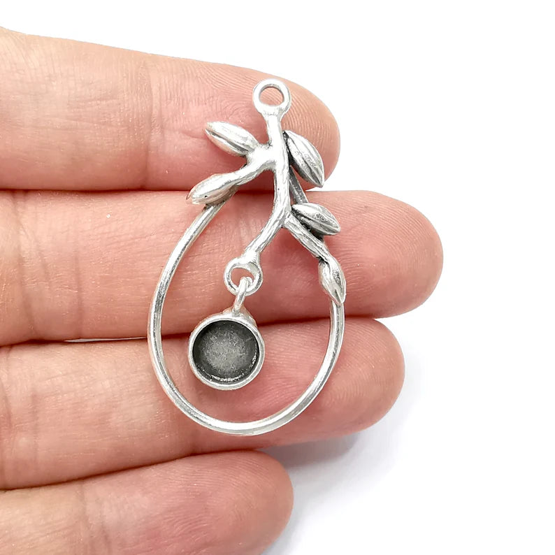 Drop branch leaf Pendant Base Setting Bezel Blank Antique Silver Plated Brass Pendant (45x25mm) (8mm blank) G34500
