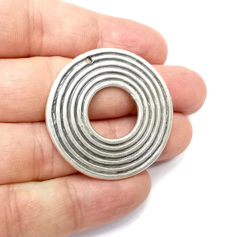 Circle Charms, Antique Silver Plated (40mm) G34506