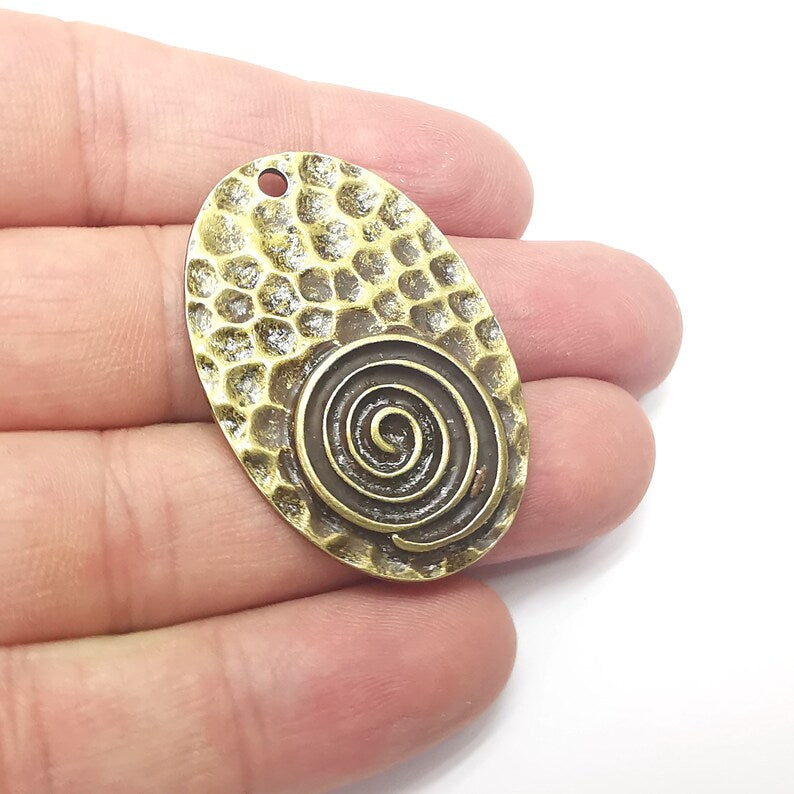 Hammered Oval, Swirl Charms, Antique Bronze Plated (43x29mm) G34514