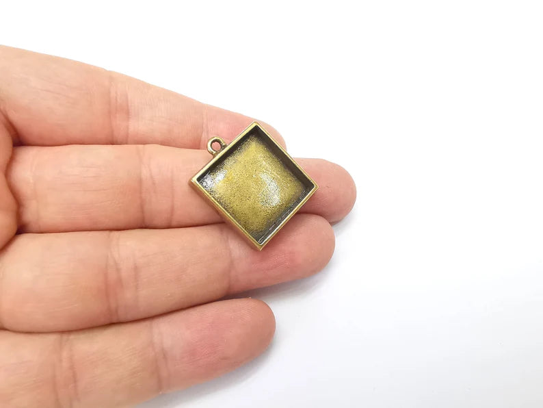 Square Pendant Blank, Resin Bezel Base, Mosaic Mounting, Dry flower Frame, Polymer Clay base, Antique Bronze Plated (20x20mm blank) G34586