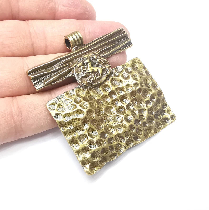 Horse Hammered Pendant, Antique Bronze Plated Pendant (62x55mm) G34525