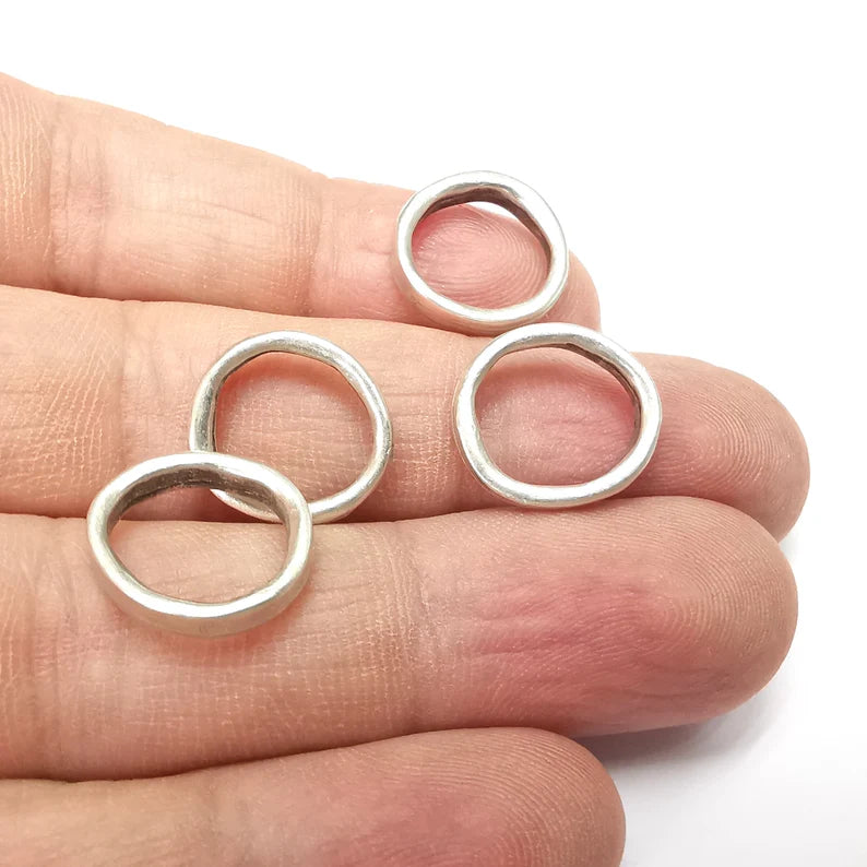 5 Circle Connector Charms, Dangle Charms Antique Silver Plated Findings (15mm) G34606