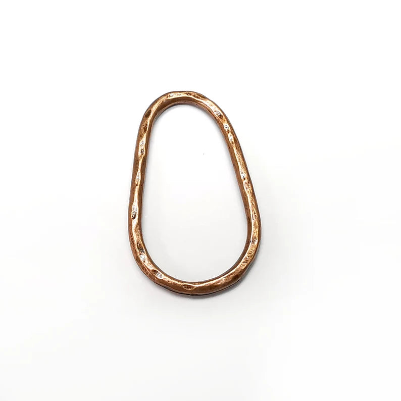 2 Hammered Oval Findings Antique Copper Plated (40x23mm) G34538