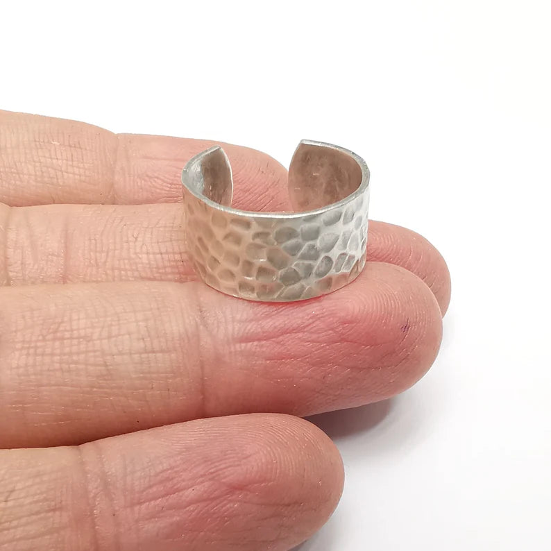 Hammered Ring Blank Ring Adjustable Antique Silver Plated Brass (10mm) G34613