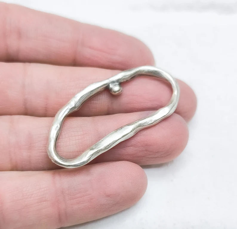 Hammered Oval Findings Antique Silver Plated (48x22mm) G34621