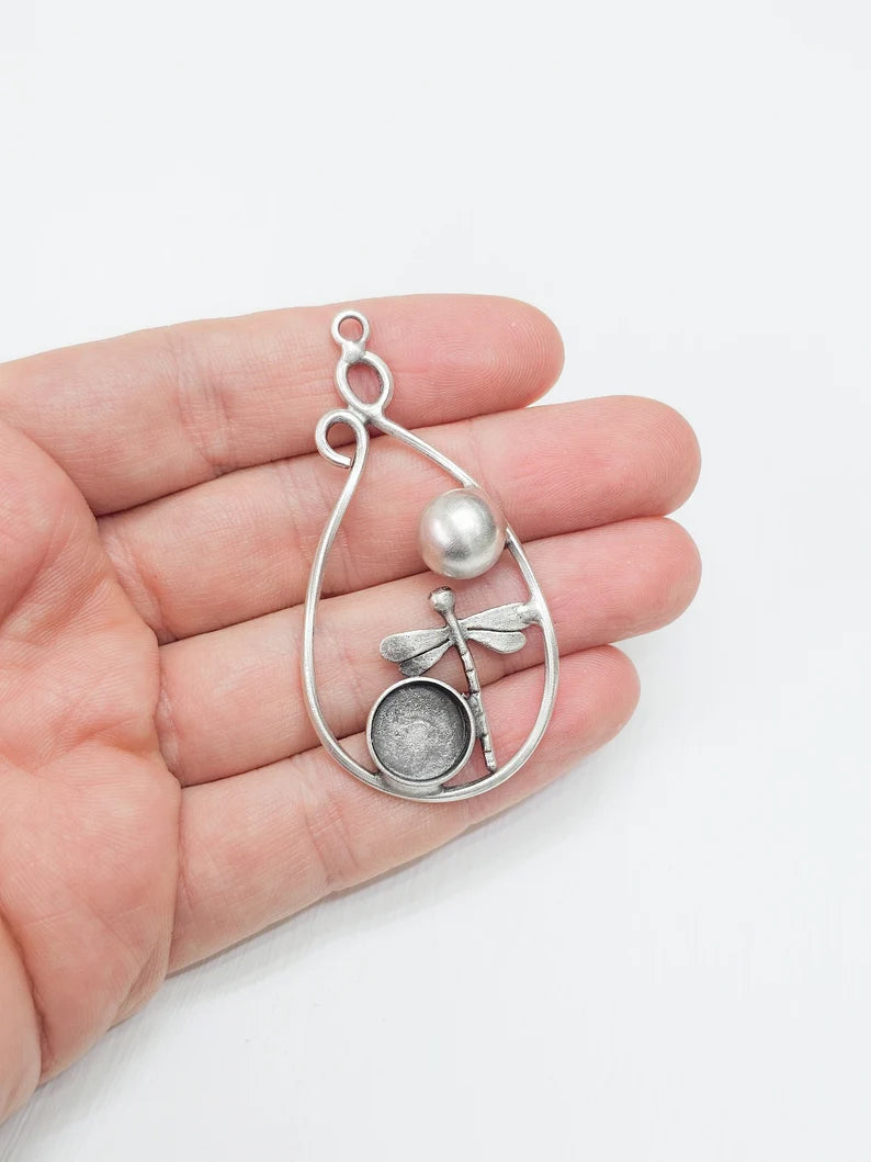 Dragonfly Ball Round Pendant Base Setting Bezel Blank Antique Silver Plated Brass Pendant (60mm) (10mm blank) G34625