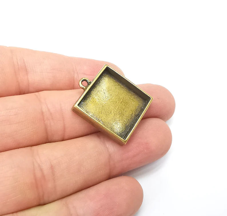 Square Pendant Blank, Resin Bezel Base, Mosaic Mounting, Dry flower Frame, Polymer Clay base, Antique Bronze Plated (20x20mm blank) G34586