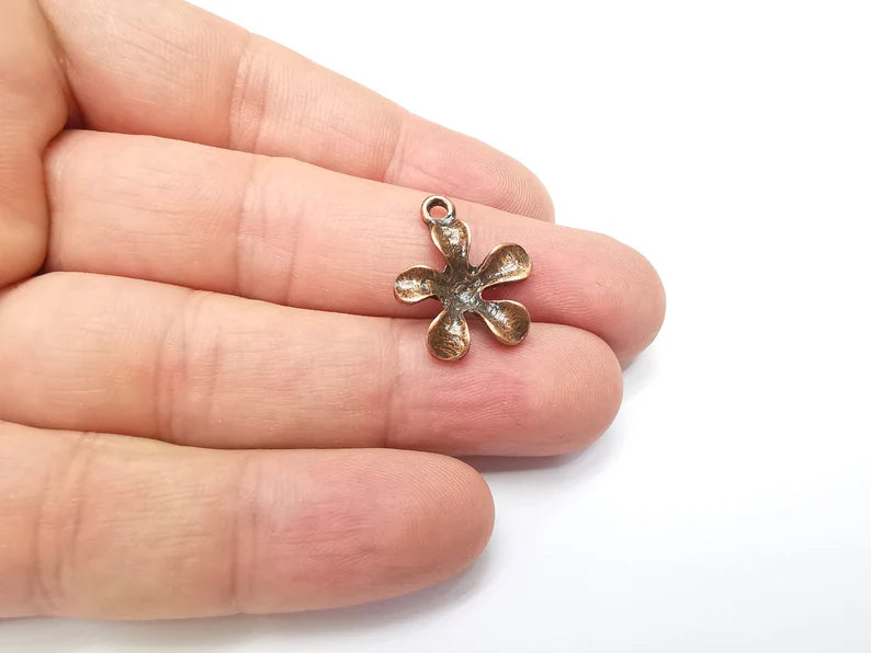 2 Flower Charms, Antique Copper Plated Charms (21x17mm) G34685