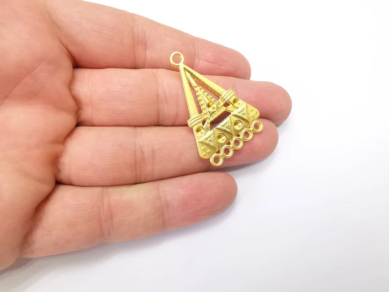 Triangle Charm, Gold Plated Charms (40x27mm) G34690