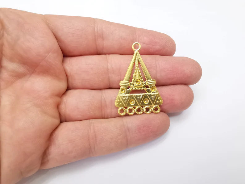 Triangle Charm, Gold Plated Charms (40x27mm) G34690