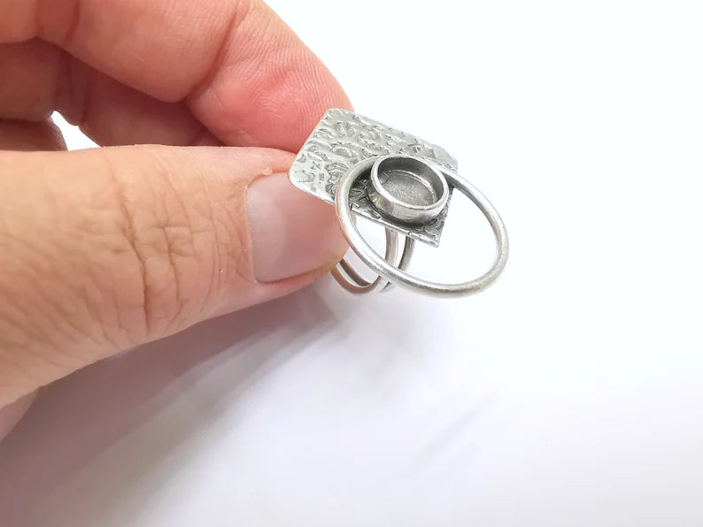 Square Circle Ring Setting Resin Ring Blank Cabochon Mounting Adjustable Ring Base Bezel Antique Silver Plated Brass (8mm) G34696