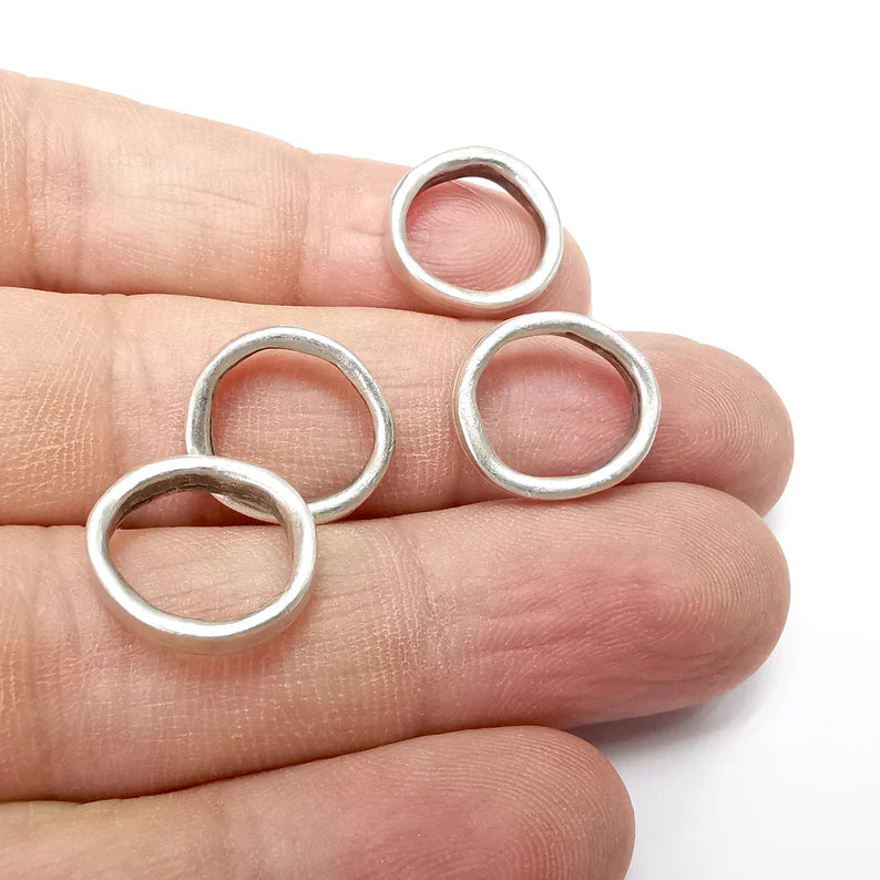5 Circle Connector Charms, Dangle Charms Antique Silver Plated Findings (15mm) G34606