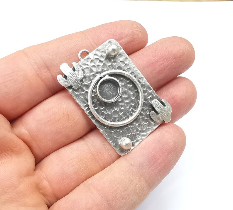 Cactus Charms, Desert Charms Blank Resin Bezel Mounting Cabochon Base Setting Antique Silver Plated Brass (6mm Blank) G34704