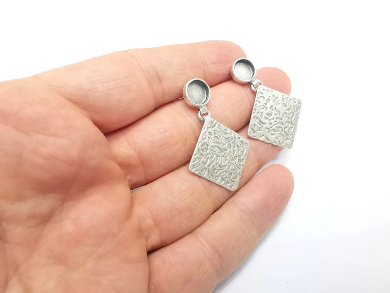Earring Blank Base Antique Silver Plated Brass Earring Bezel (8mm cabochon bezel) (38x26mm) G34712