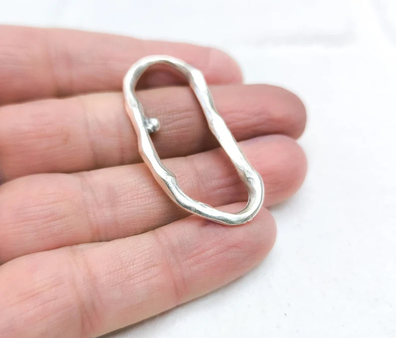 Hammered Oval Findings Antique Silver Plated (48x22mm) G34621