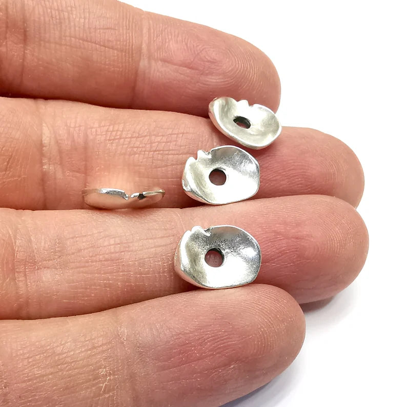 5 Curved Disc, Connector Middle Hole Charms, Antique Silver Plated Charms (13x9mm) G34734