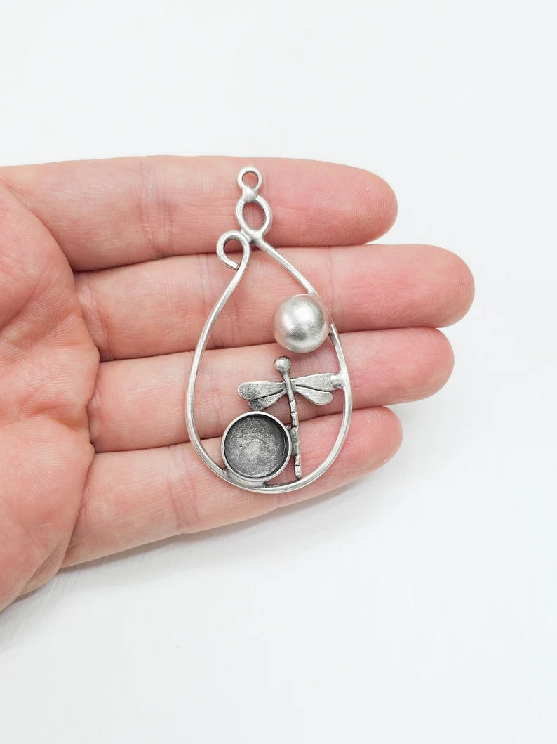 Dragonfly Ball Round Pendant Base Setting Bezel Blank Antique Silver Plated Brass Pendant (60mm) (10mm blank) G34625