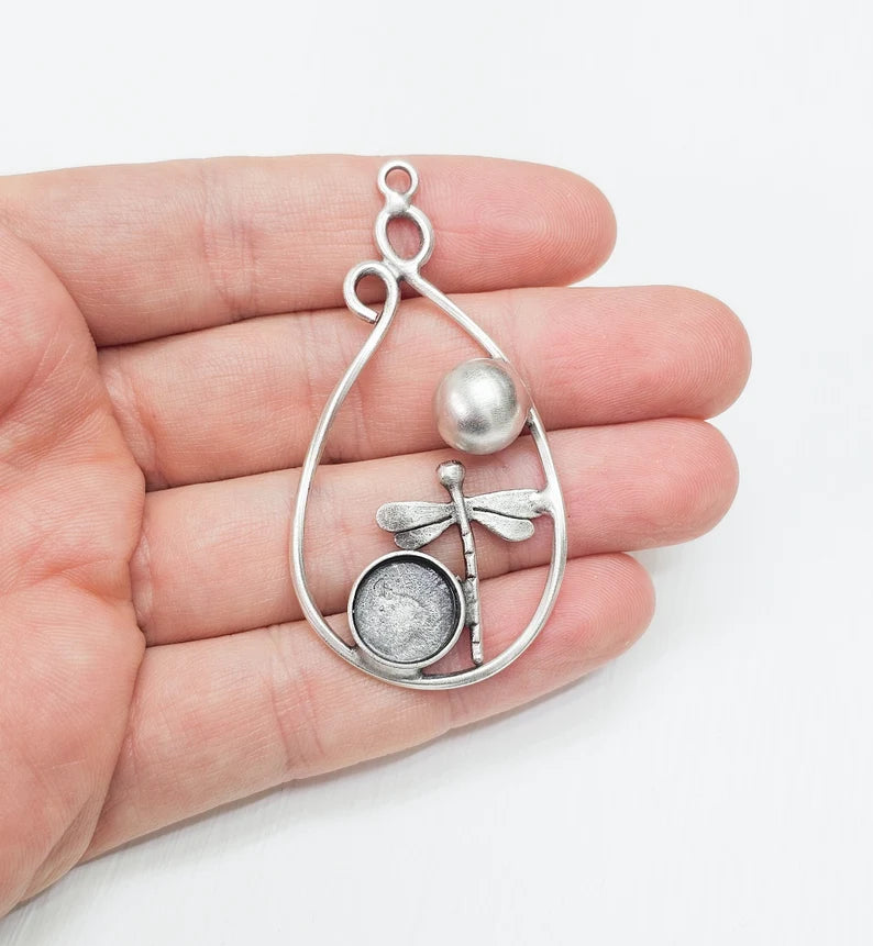 Dragonfly Ball Round Pendant Base Setting Bezel Blank Antique Silver Plated Brass Pendant (60mm) (10mm blank) G34625