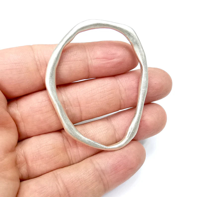 Oval Hoop Jewelry Connector Findings Antique Silver Plated Charms (60x48mm) G34797
