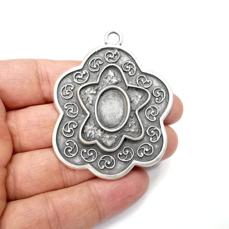 Flower Pendant Blanks, Resin Bezel, Cabochon Bases, Mosaic Mountings, Dry flower Frame, Polymer Clay, Antique Silver Brass (18x13mm) G34798