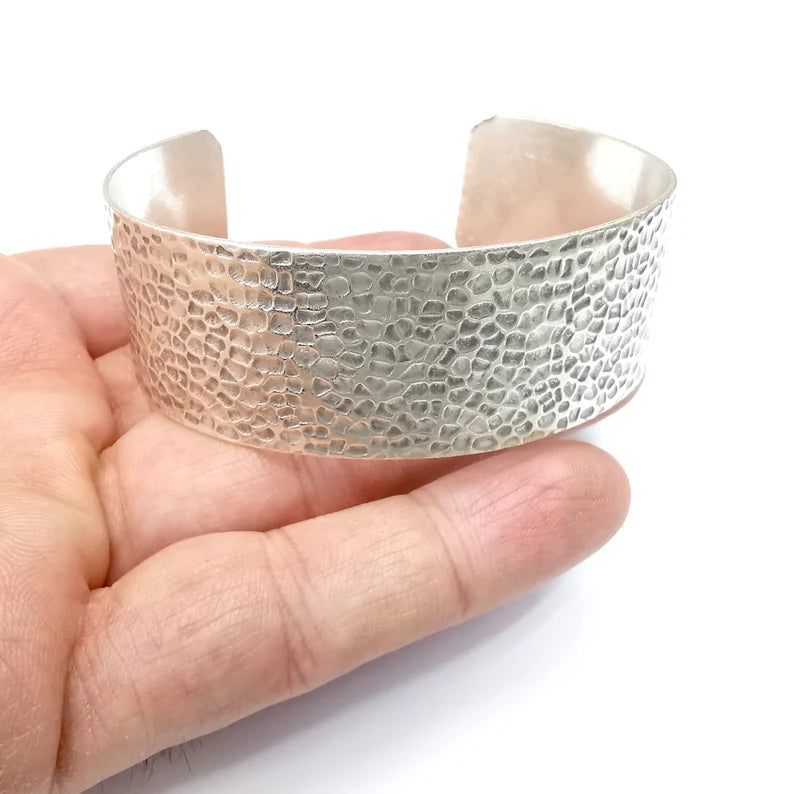 Hammered Bracelet Bezel Cuff Blank Mountings Bangle Base Setting Antique Silver Plated Brass Adjustable Bracelet (25mm) G34800