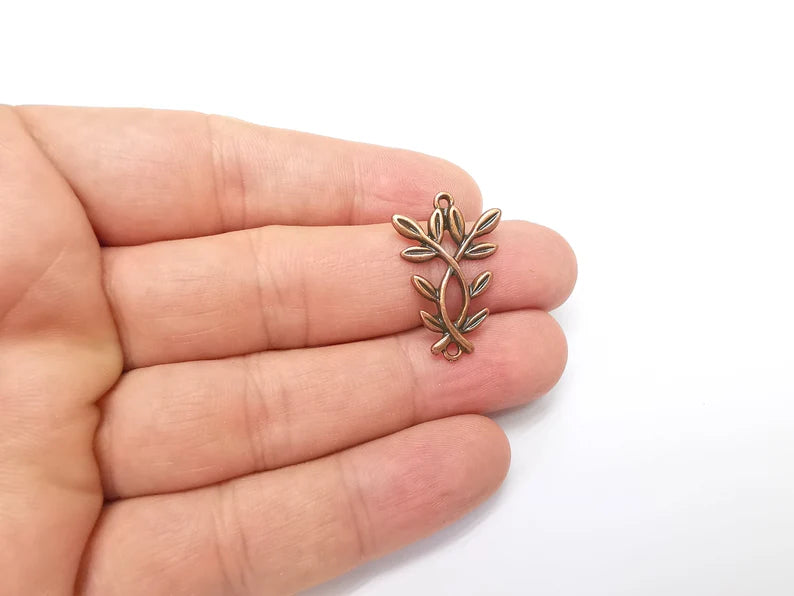 5 Leaf Charms, Antique Copper Plated Charms (27x18mm) G34684