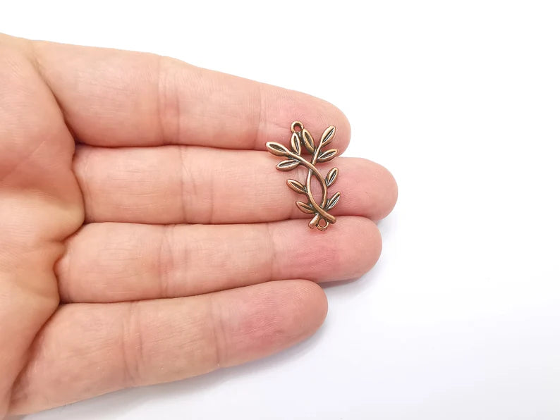 5 Leaf Charms, Antique Copper Plated Charms (27x18mm) G34684