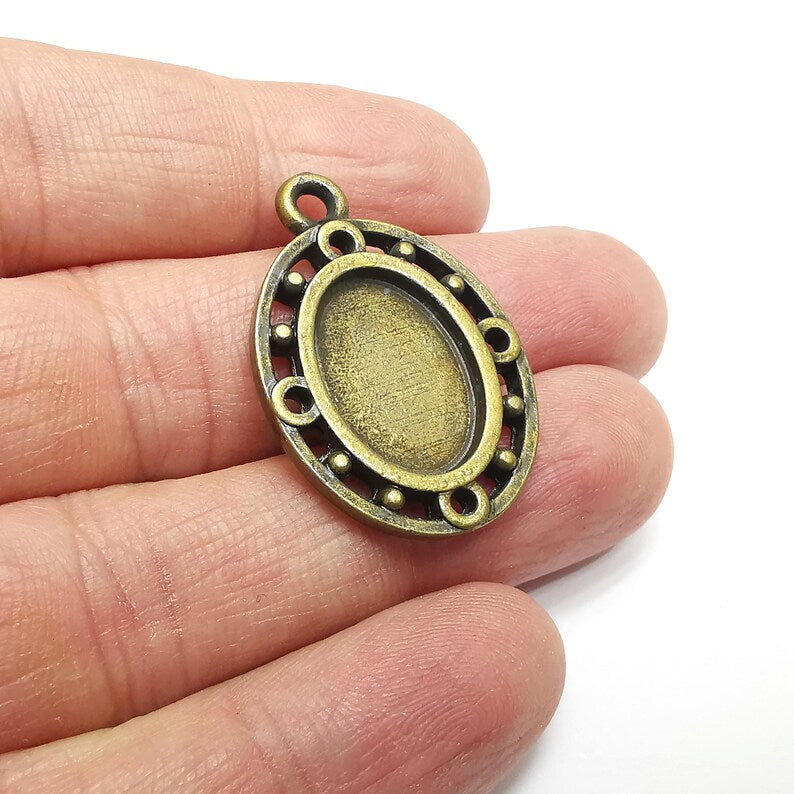 Oval Pendant Blanks, Resin Bezel Bases, Mosaic Mountings, Dry flower Frame, Polymer Clay base, Antique Bronze Plated (18x13mm) G34810