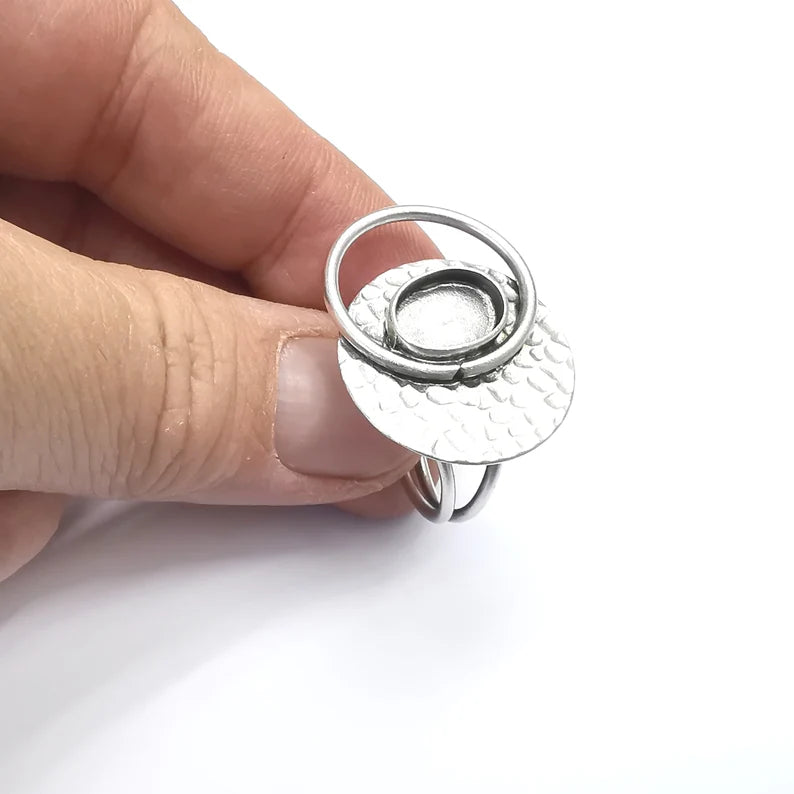Hammered Oval Ring Setting Resin Ring Blank Cabochon Mounting Adjustable Ring Base Bezel Antique Silver Plated Brass (11x8mm) G34730