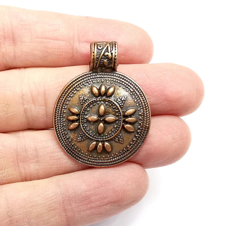 Antique Copper Round Pendant , Antique Copper Plated (38x29mm) G34751