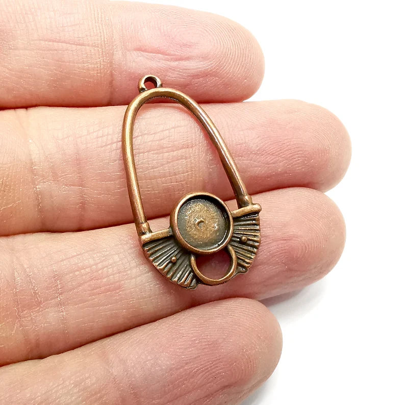 2 Dangle Charms Blanks Round , Resin Bezel Bases, Mosaic Mountings, Dry flower Frame, Polymer Clay base, Antique Copper Plated (8mm) G34846